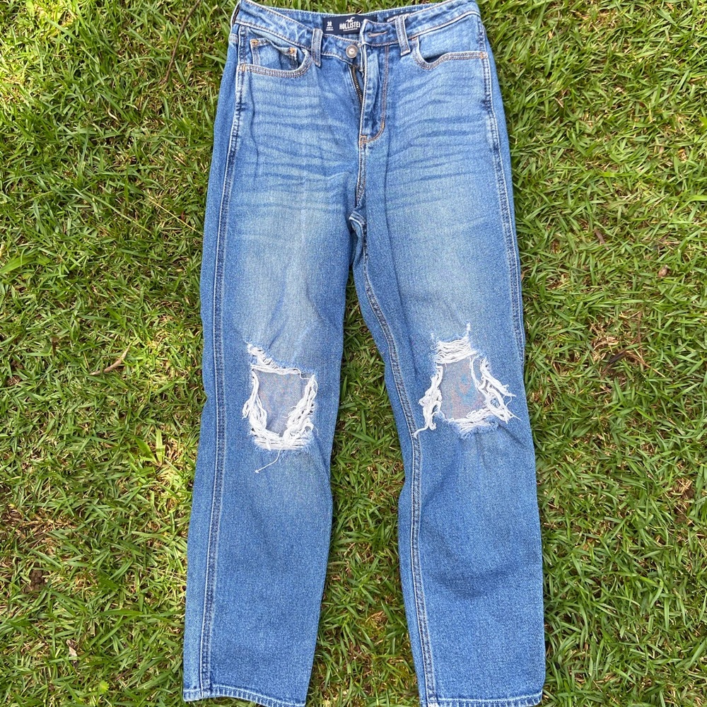 Ultra High-Rise Mom Jean